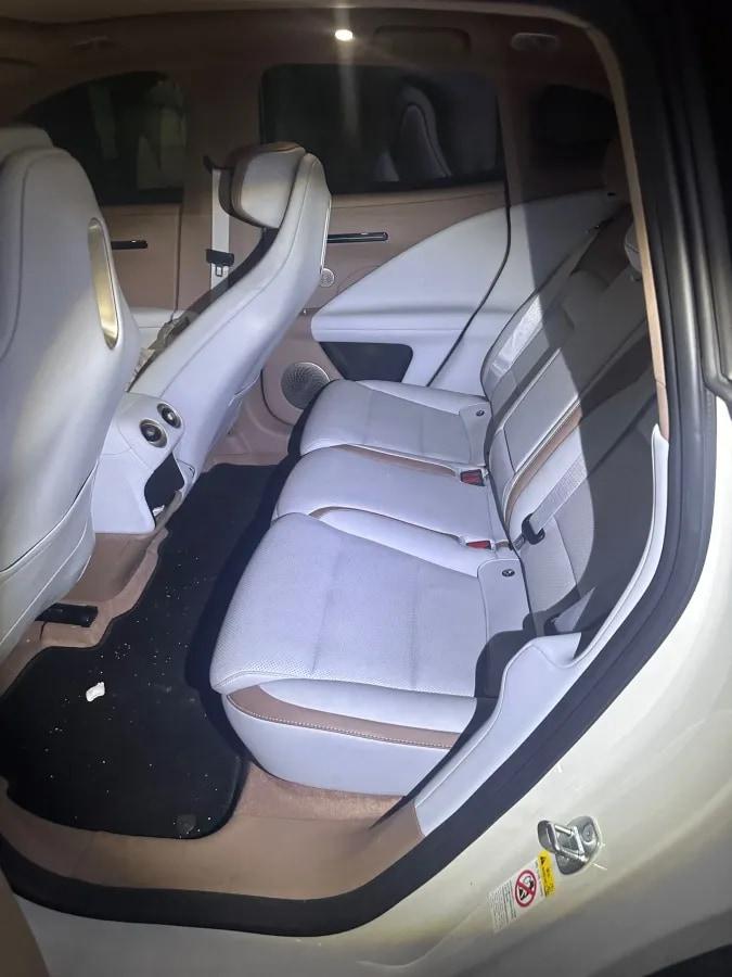 2024 Avatr 07 BEV 82.16KWH 650km image 6