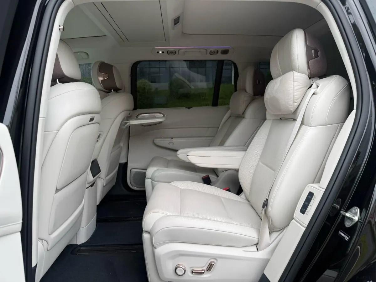 2025 LYNK&CO 900 2.0T 254HP L4 3DHT PHEV image 6