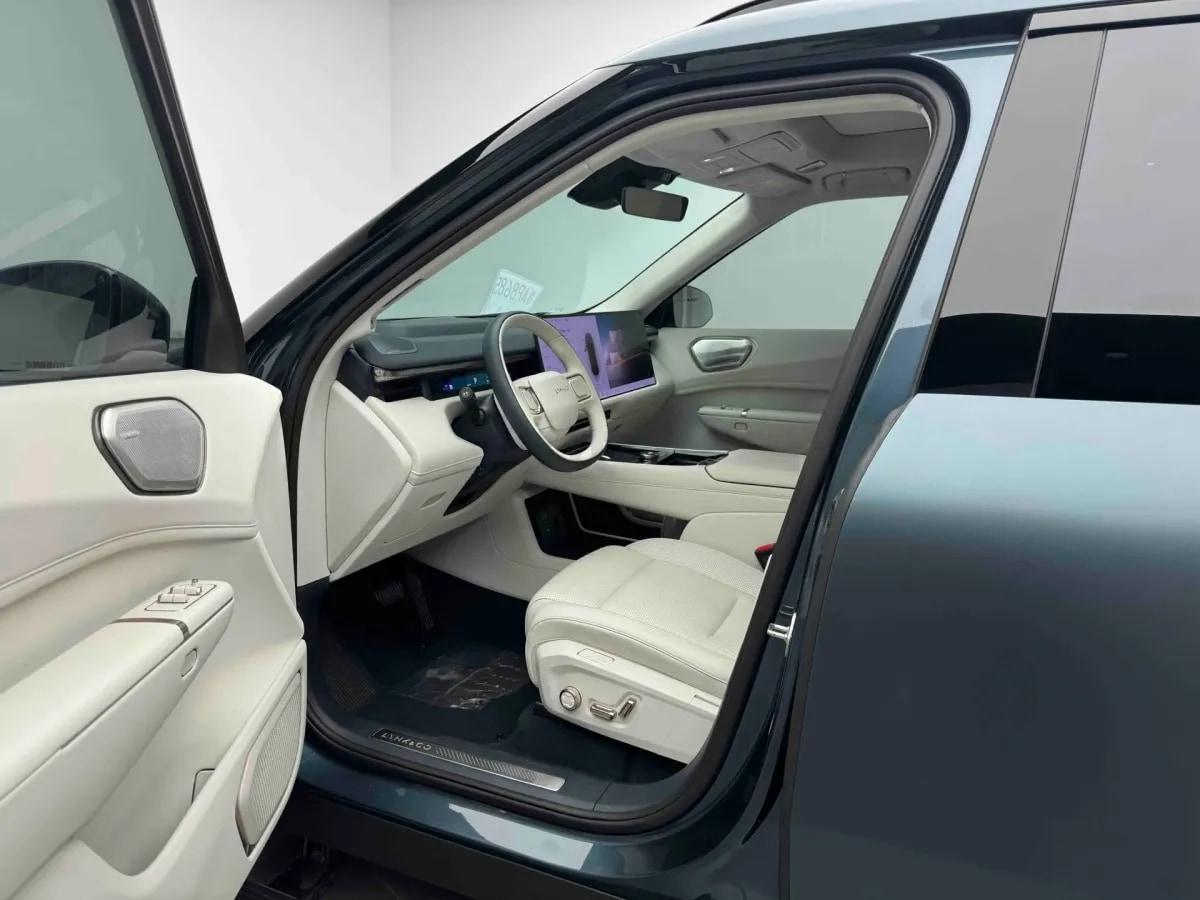 2025 LYNK&CO 900 2.0T 254HP L4 3DHT PHEV 52.38KWH 280km image 6