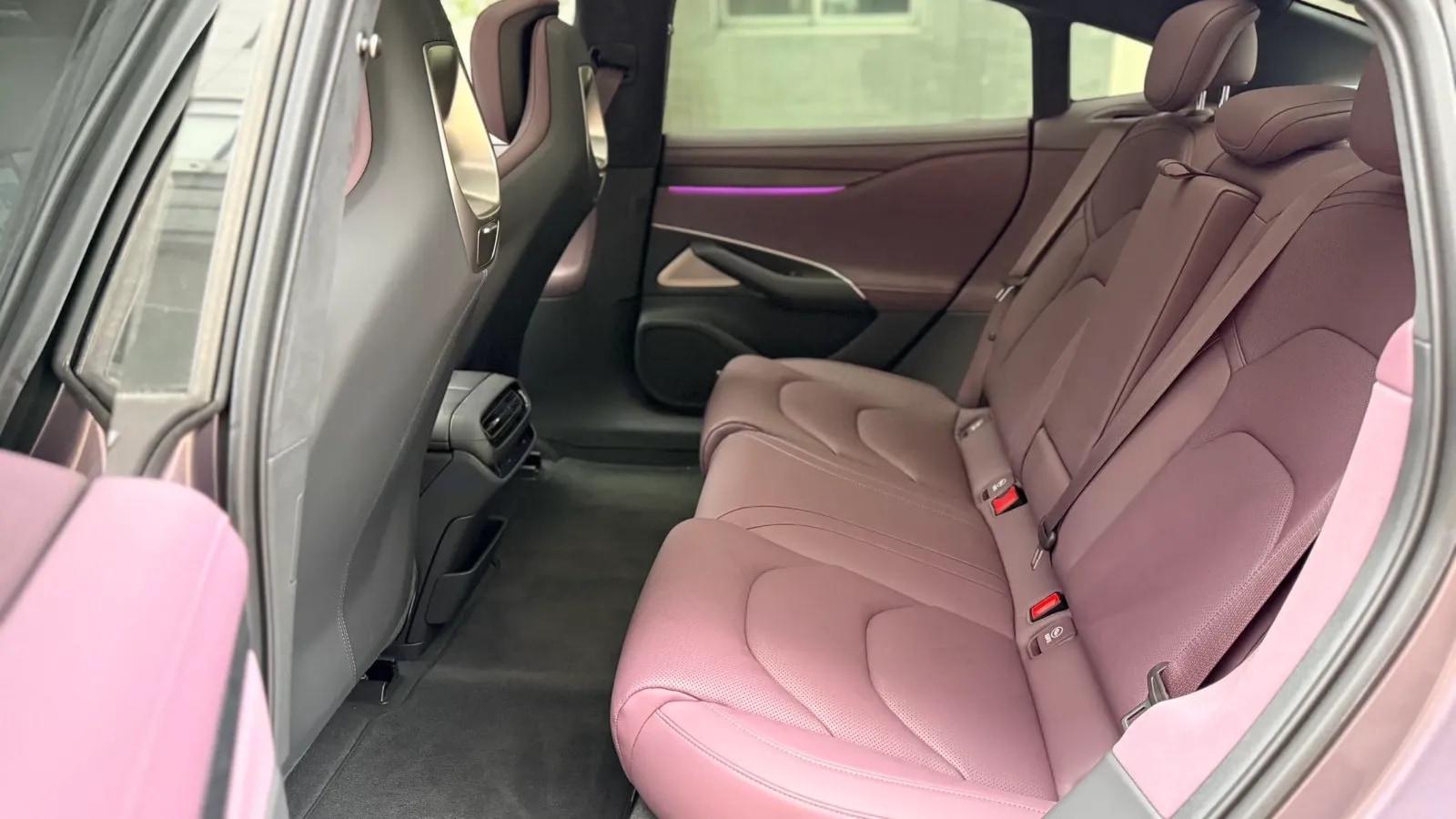 2024 Xiaomi SU7 BEV 101KWH image 6