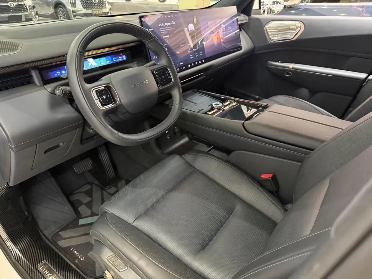 2025 LYNK&CO 900 2.0T 254HP L4 3DHT PHEV 52.38KWH 268km image 6