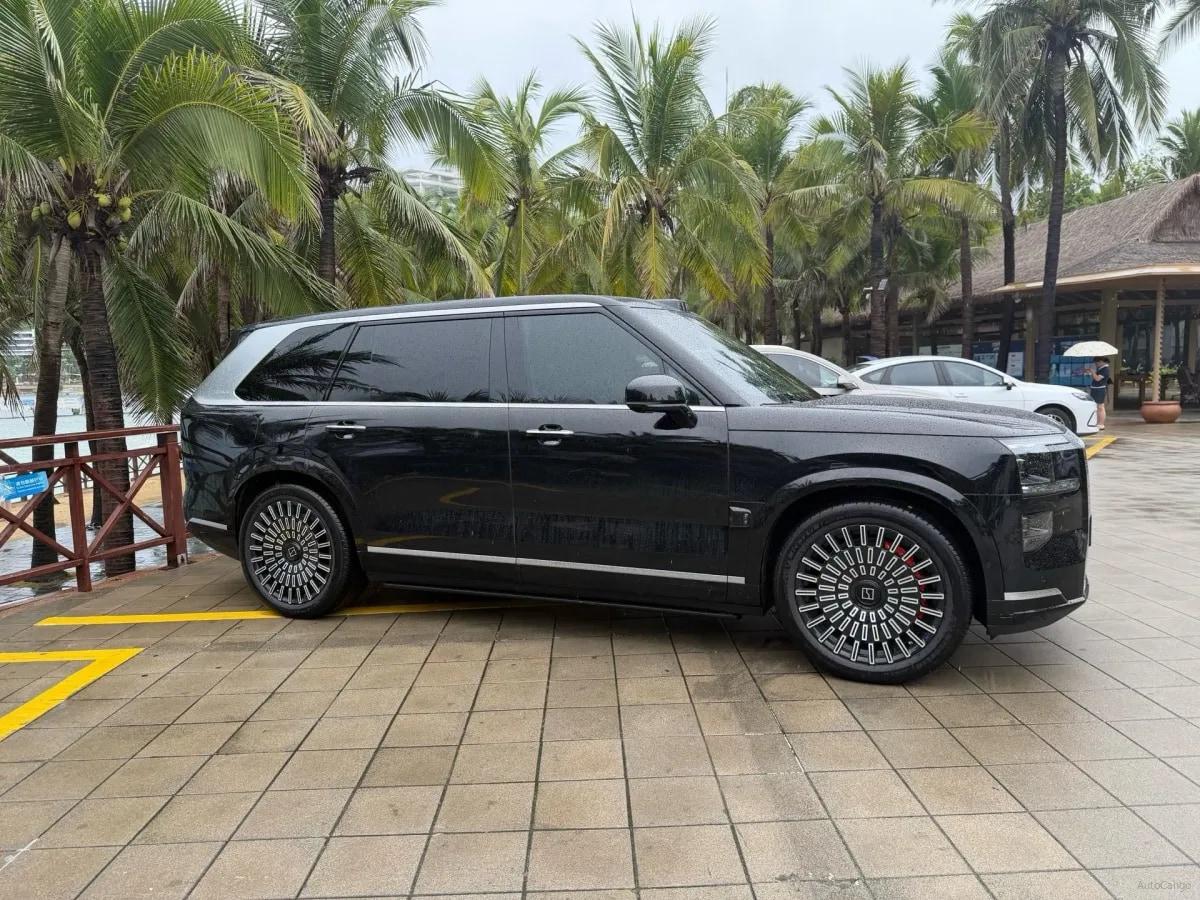 2025 Zeekr 9X 2.0T 279HP L4 1DHT PHEV image 6