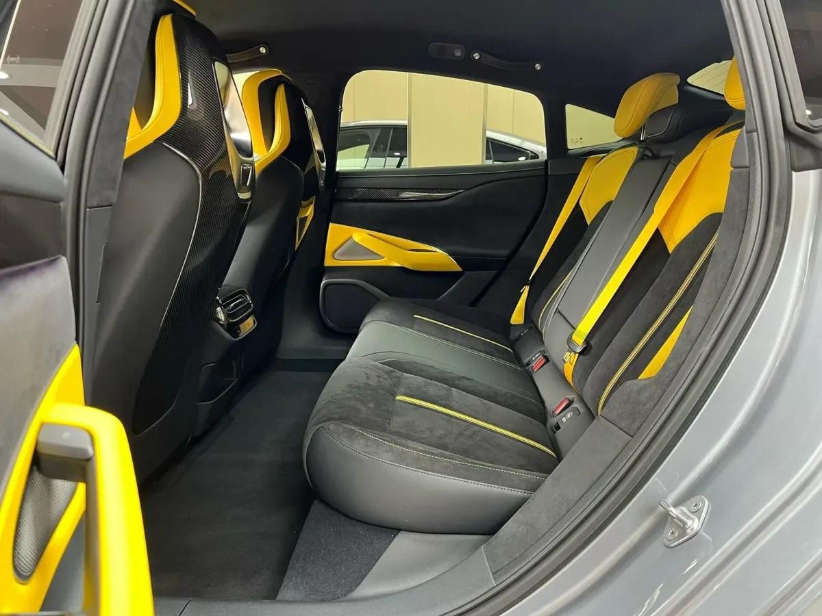 2025 Xiaomi SU7 Ultra BEV 93.7KWH image 6