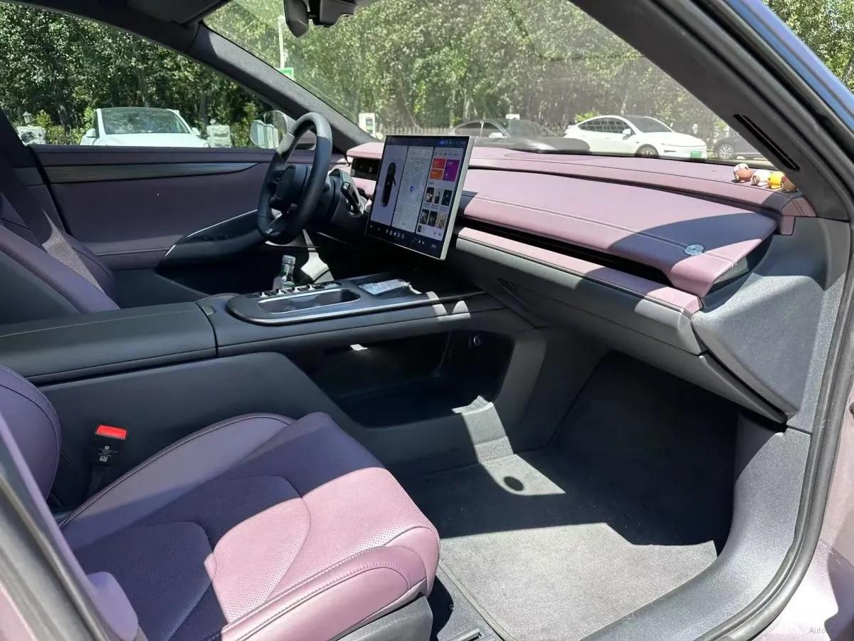 2024 Xiaomi SU7 BEV 73.6KWH image 6