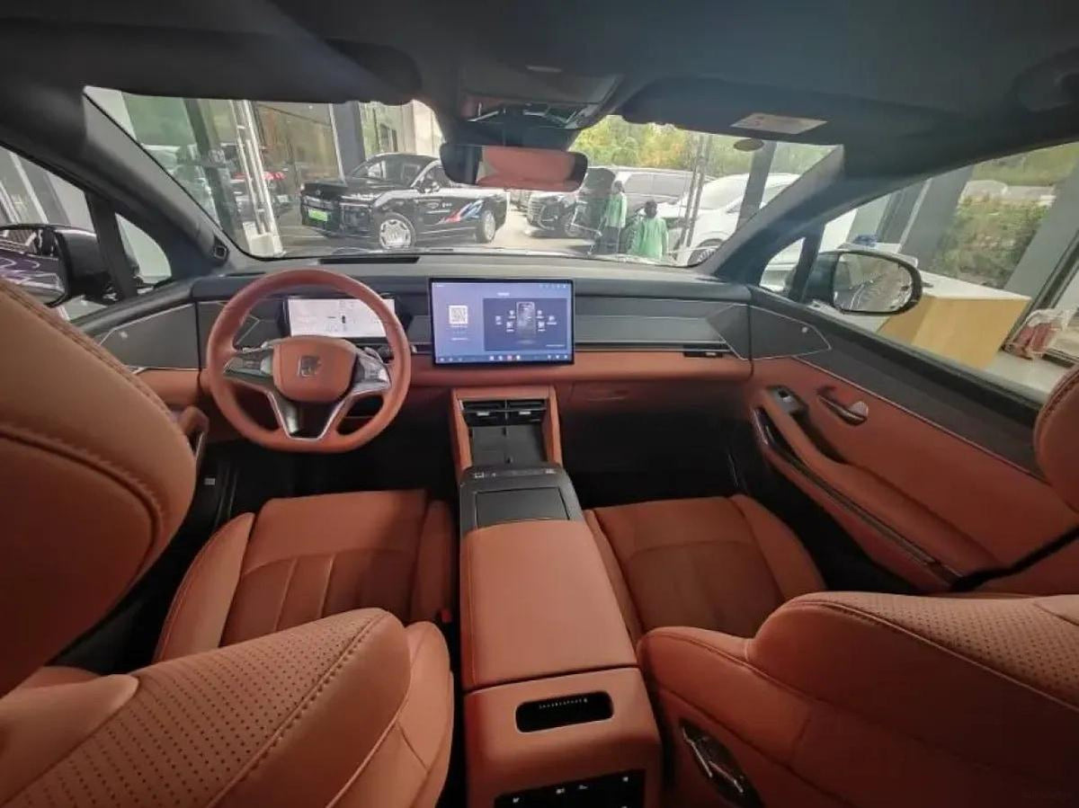 2025 BYD Tang L 1.5T 156HP L4 E-CVT PHEV 35.6KWH 175km image 6