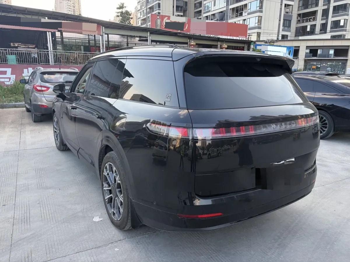 2025 LYNK&CO 900 2.0T 254HP L4 3DHT PHEV 52.38KWH 280km image 6