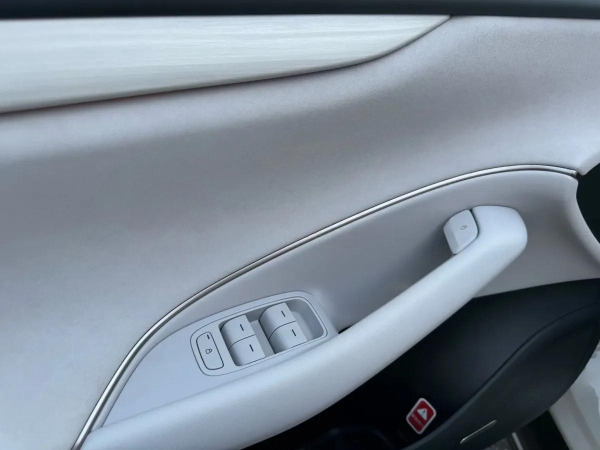 2024 Xiaomi SU7 BEV 73.6KWH 700km image 6
