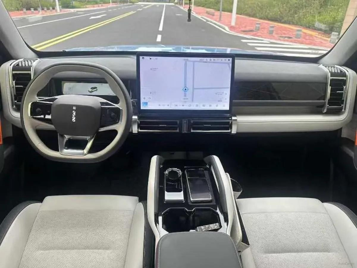 2024 iCAR iCAR 03 BEV 65.69KWH 472km image 6