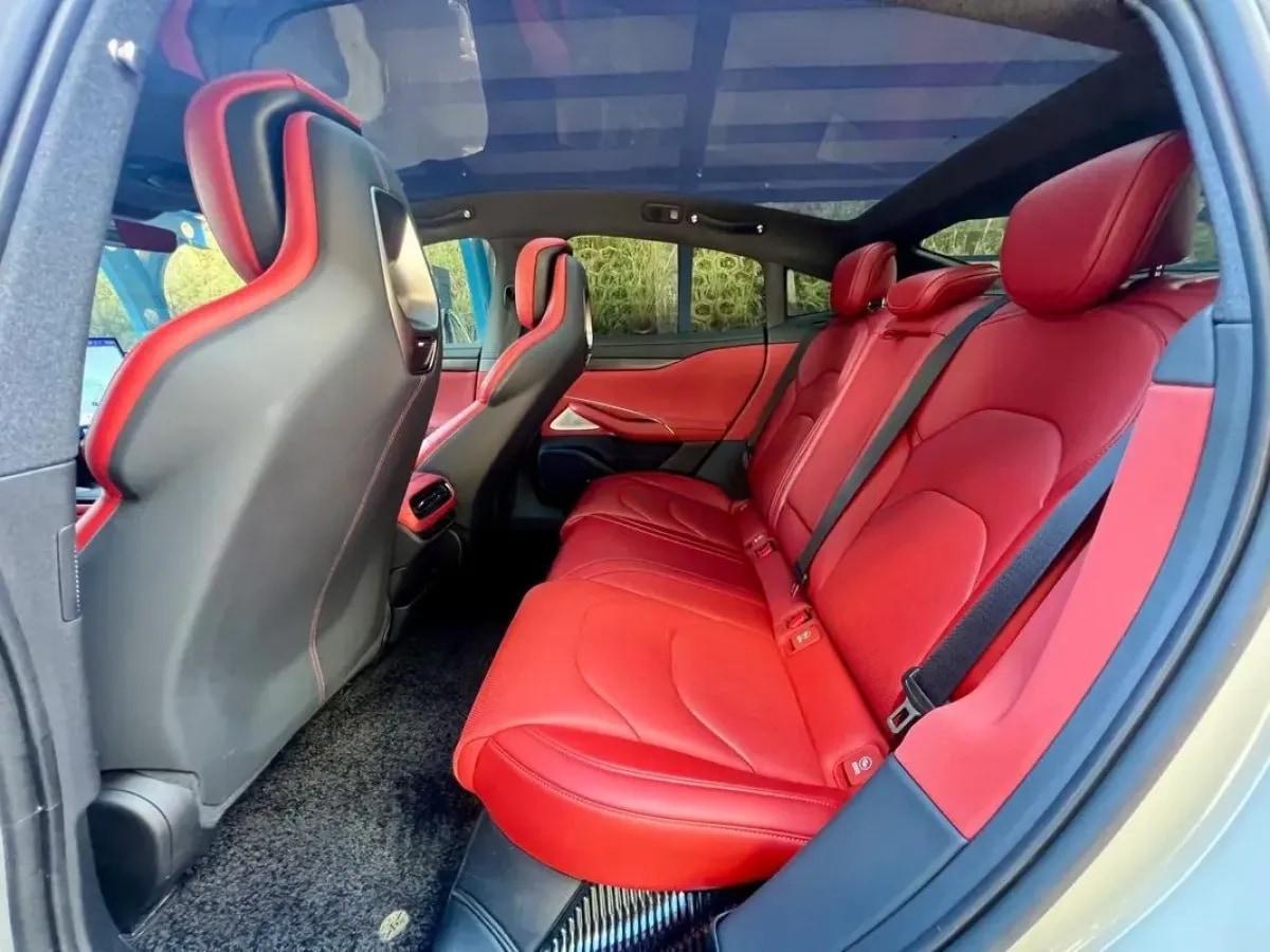 2024 Xiaomi SU7 BEV 94.3KWH 830km image 6