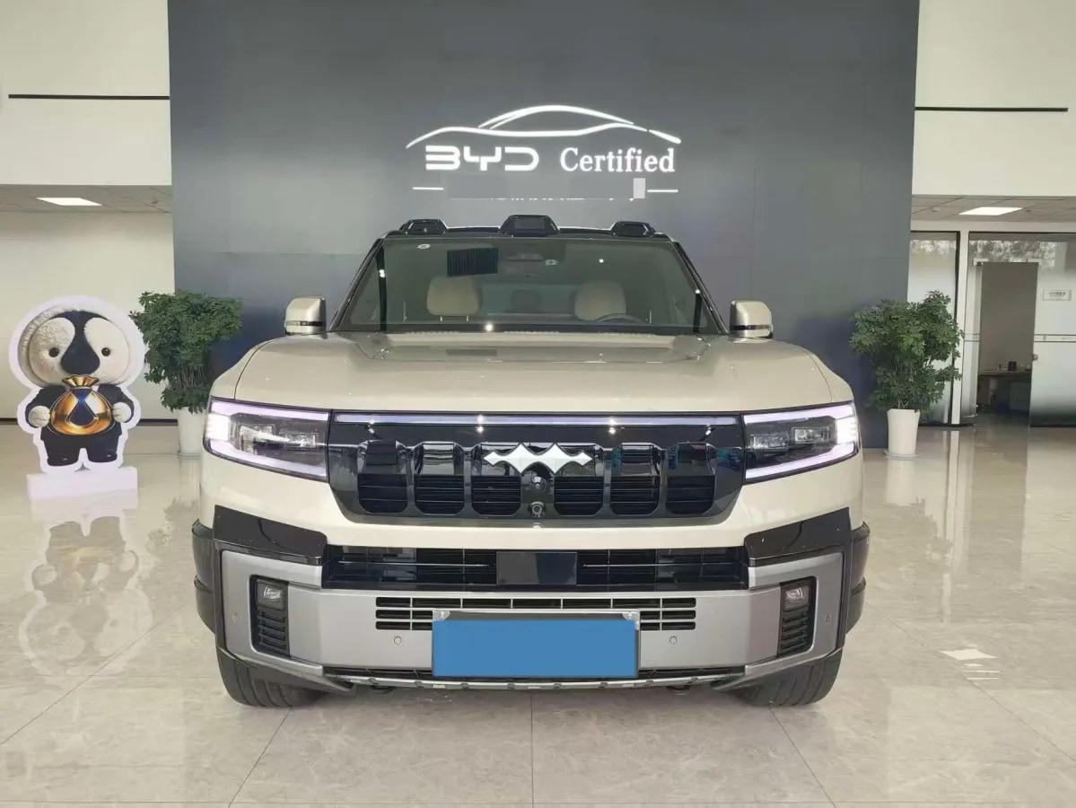 2025 FangChengBao Bao 8 2.0T 245HP L4 E-CVT PHEV 36.8KWH image 6
