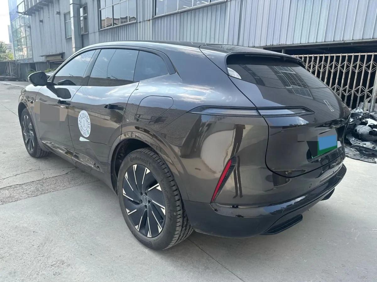 2024 Avatr 07 BEV 82.16KWH 650km image 6
