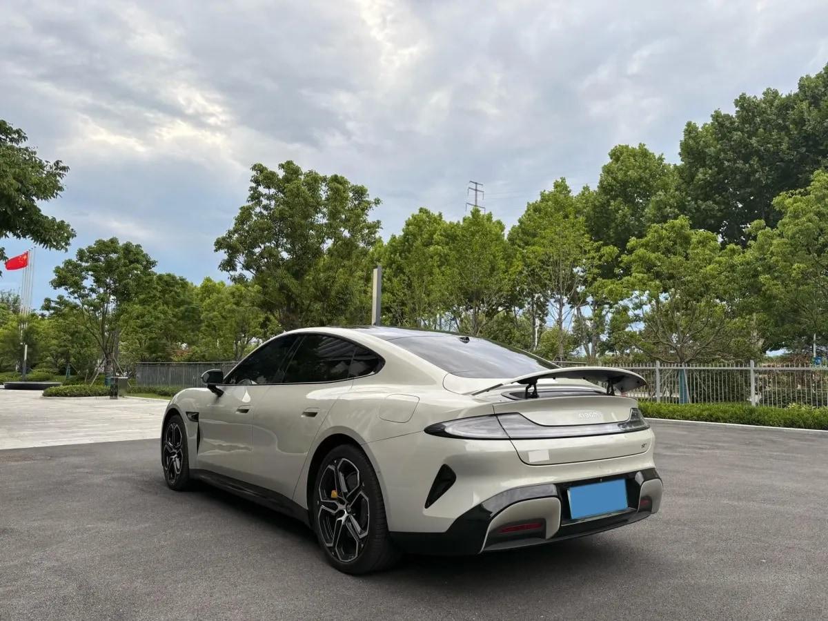 2024 Xiaomi SU7 BEV 94.3KWH image 6