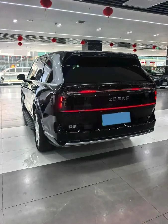 2025 Zeekr 9X 2.0T 279HP L4 1DHT PHEV image 6