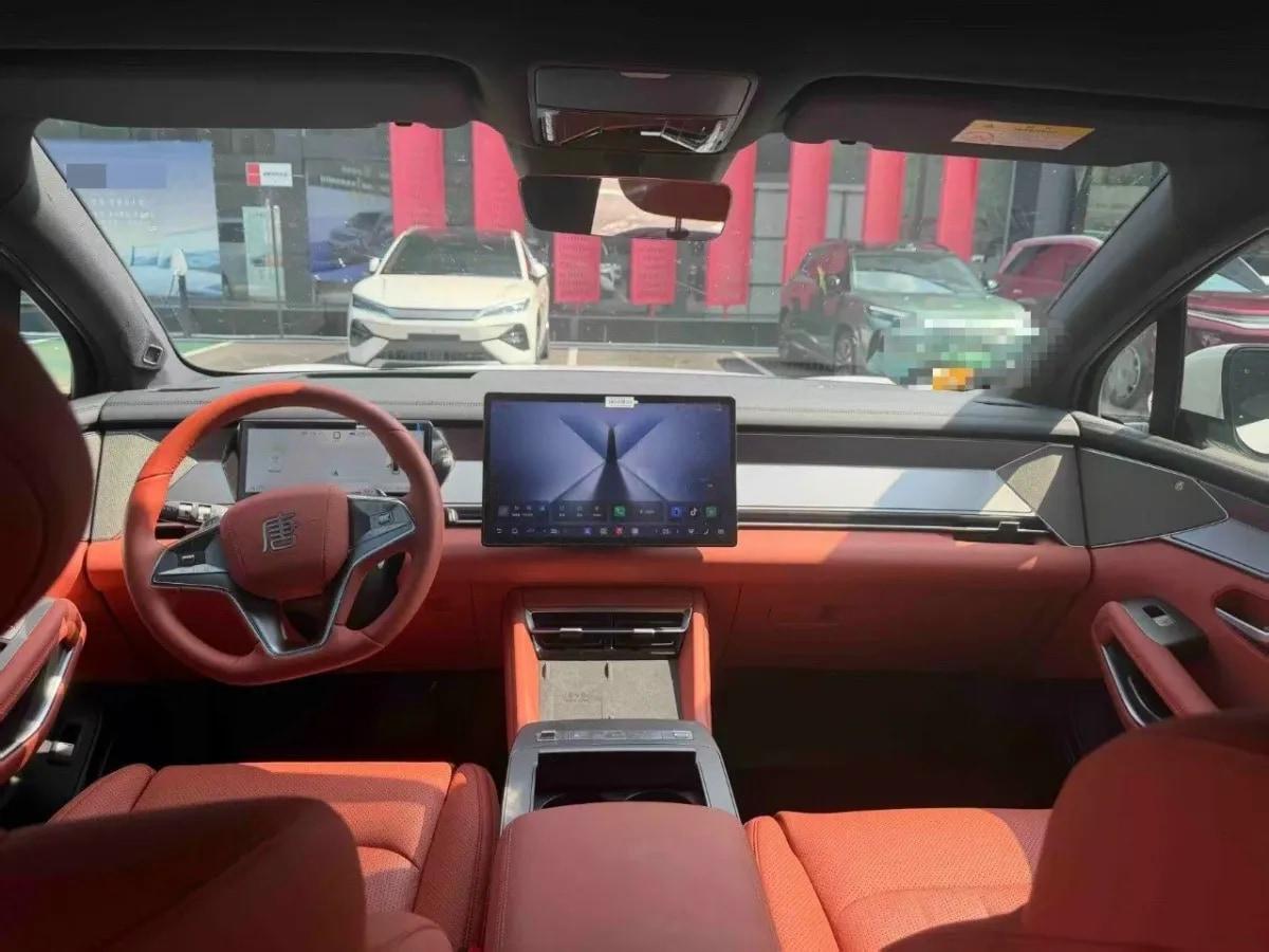 2025 BYD Tang L 1.5T 156HP L4 E-CVT PHEV 35.6KWH 200km image 6