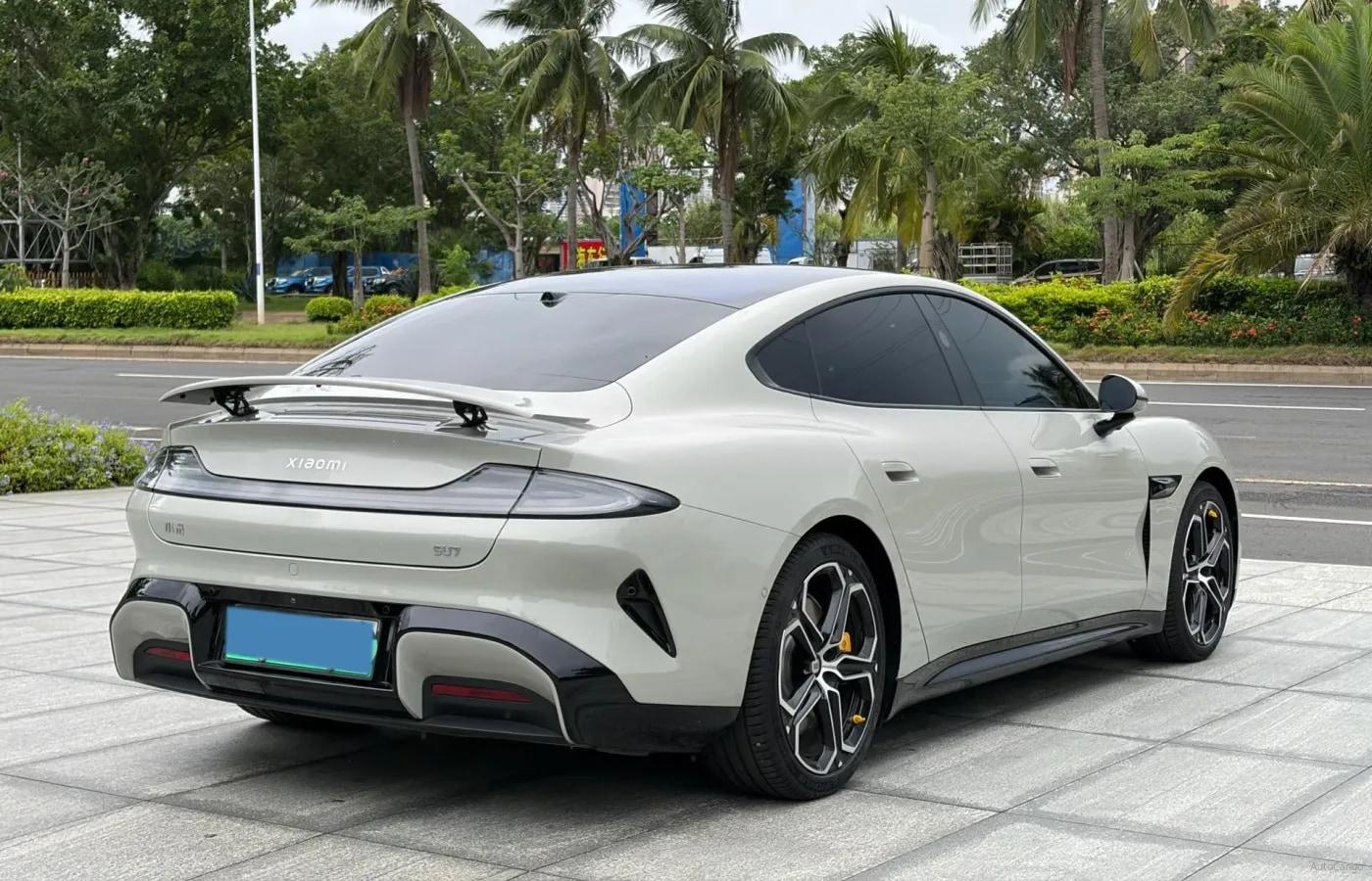 2024 Xiaomi SU7 BEV 73.6KWH image 7