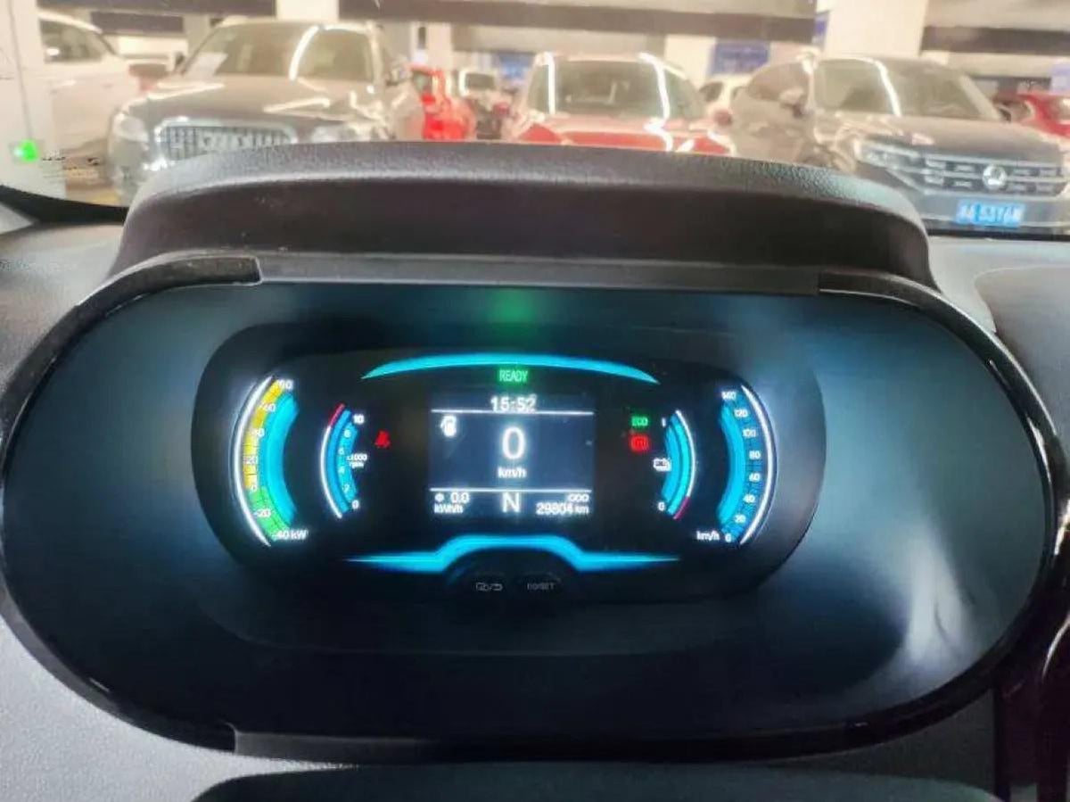 2022 CheryQQ Little Ant BEV 30.7KWH image 7