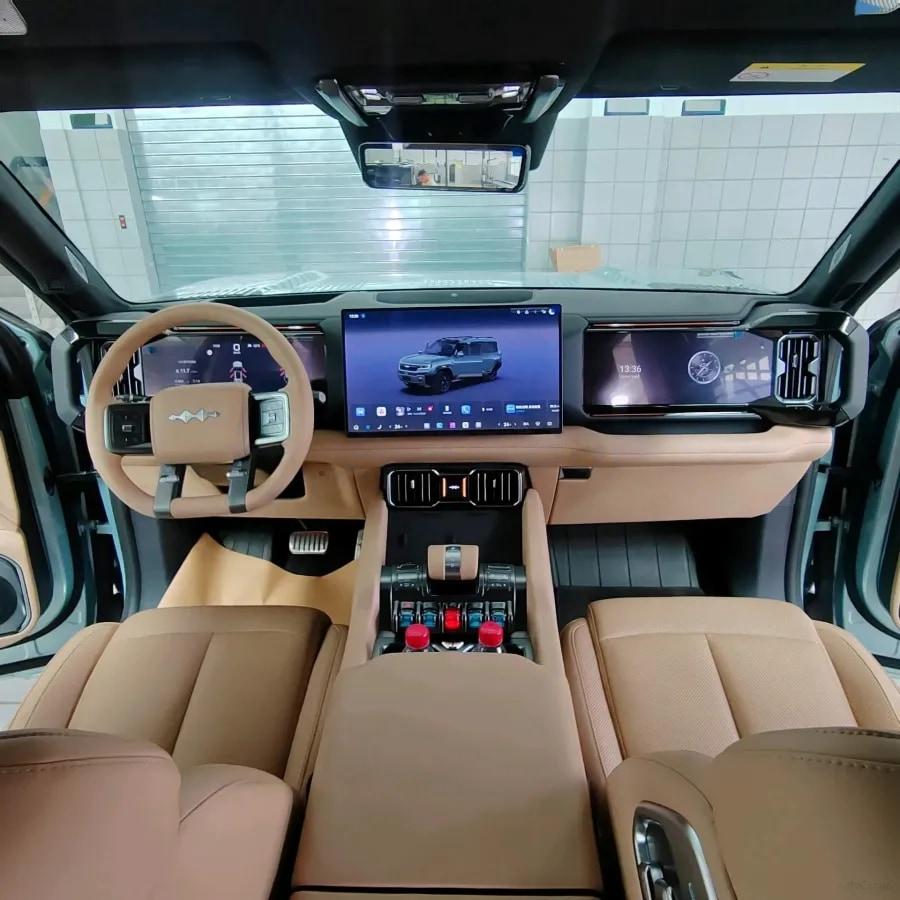 2025 Fang Cheng Bao Bao 8 2.0T 245HP L4 E-CVT PHEV 36.8KWH image 7
