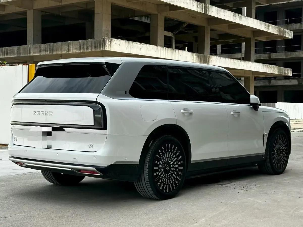 2025 Zeekr 9X 2.0T 279HP L4 1DHT PHEV image 7