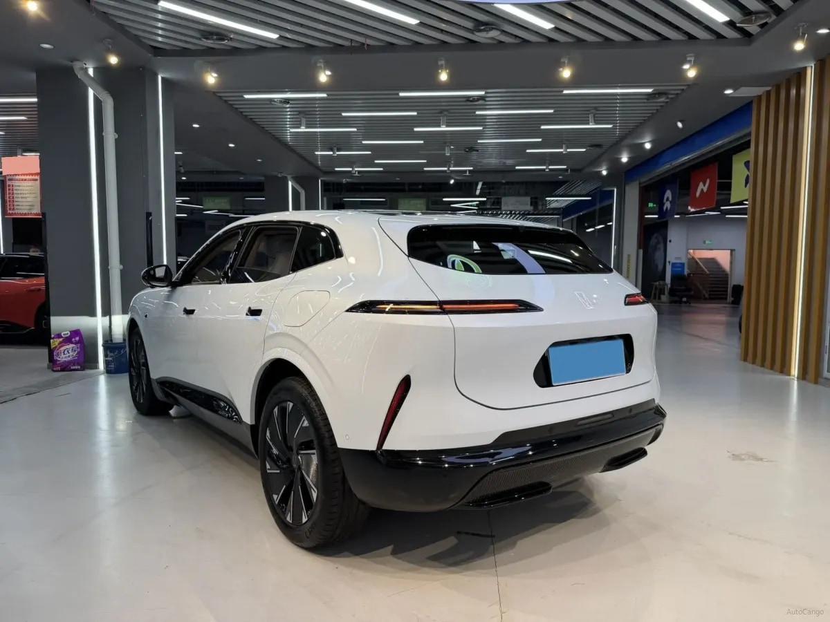2024 Avatr 07 1.5T 156HP L4 REEV 39.05KWH 230km image 7