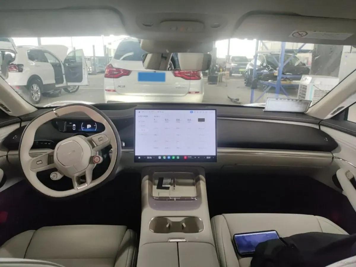 2026 Xiaomi SU7 BEV image 7