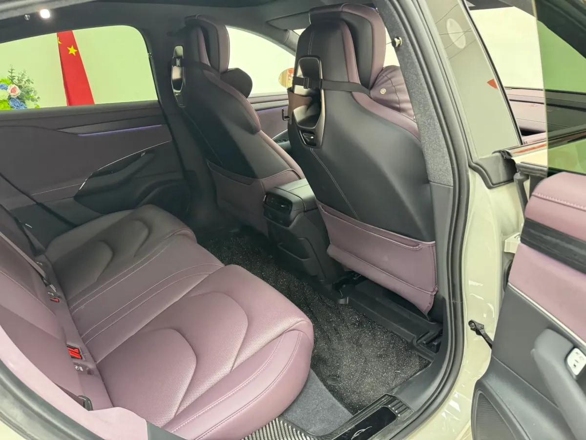 2024 Xiaomi SU7 BEV 73.6KWH image 7