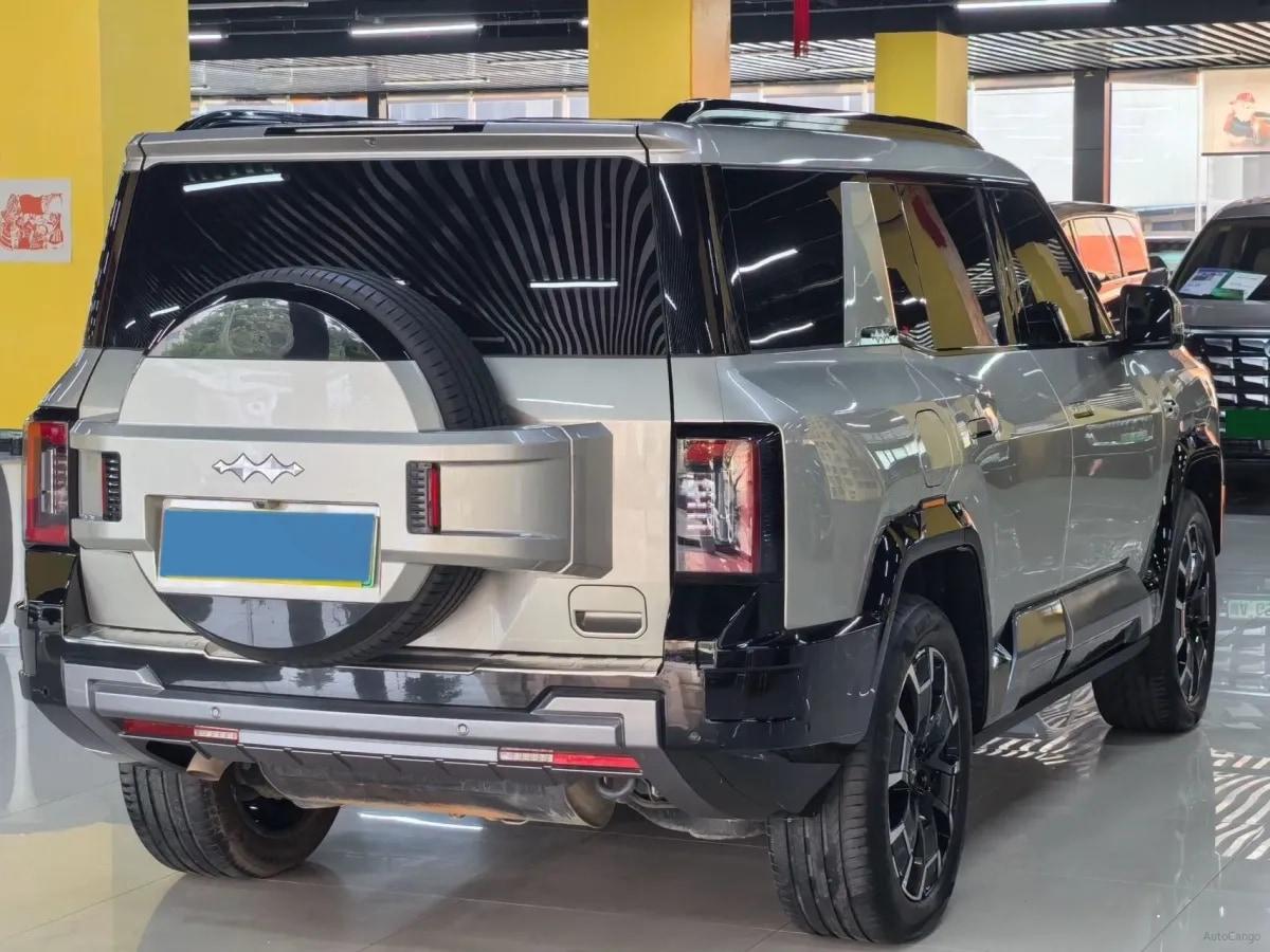 2025 Fang Cheng Bao Bao 8 2.0T 245HP L4 E-CVT PHEV 36.8KWH image 7