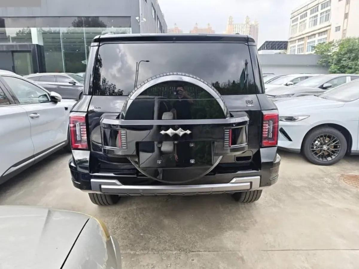 2025 FangChengBao Bao 8 2.0T 245HP L4 E-CVT PHEV 36.8KWH image 7