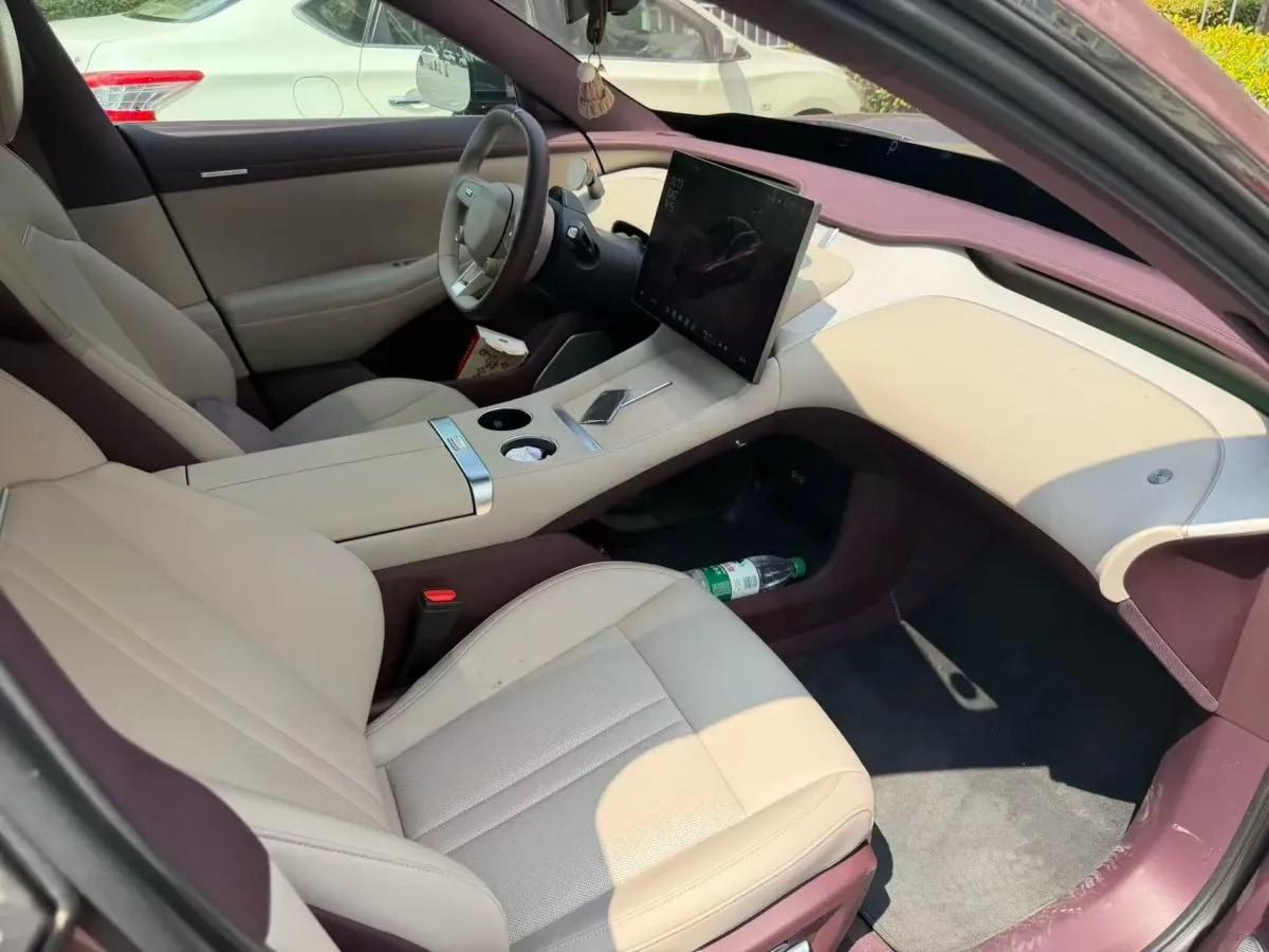 2025 Xiaomi YU7 BEV 96.3KWH 770km image 7
