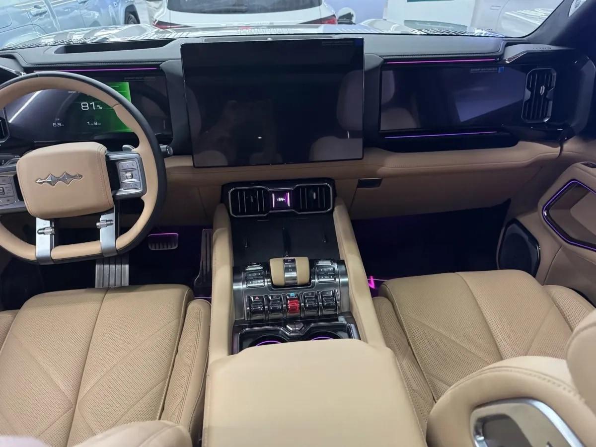 2025 Fang Cheng Bao Bao 8 2.0T 245HP L4 E-CVT PHEV 36.8KWH image 7