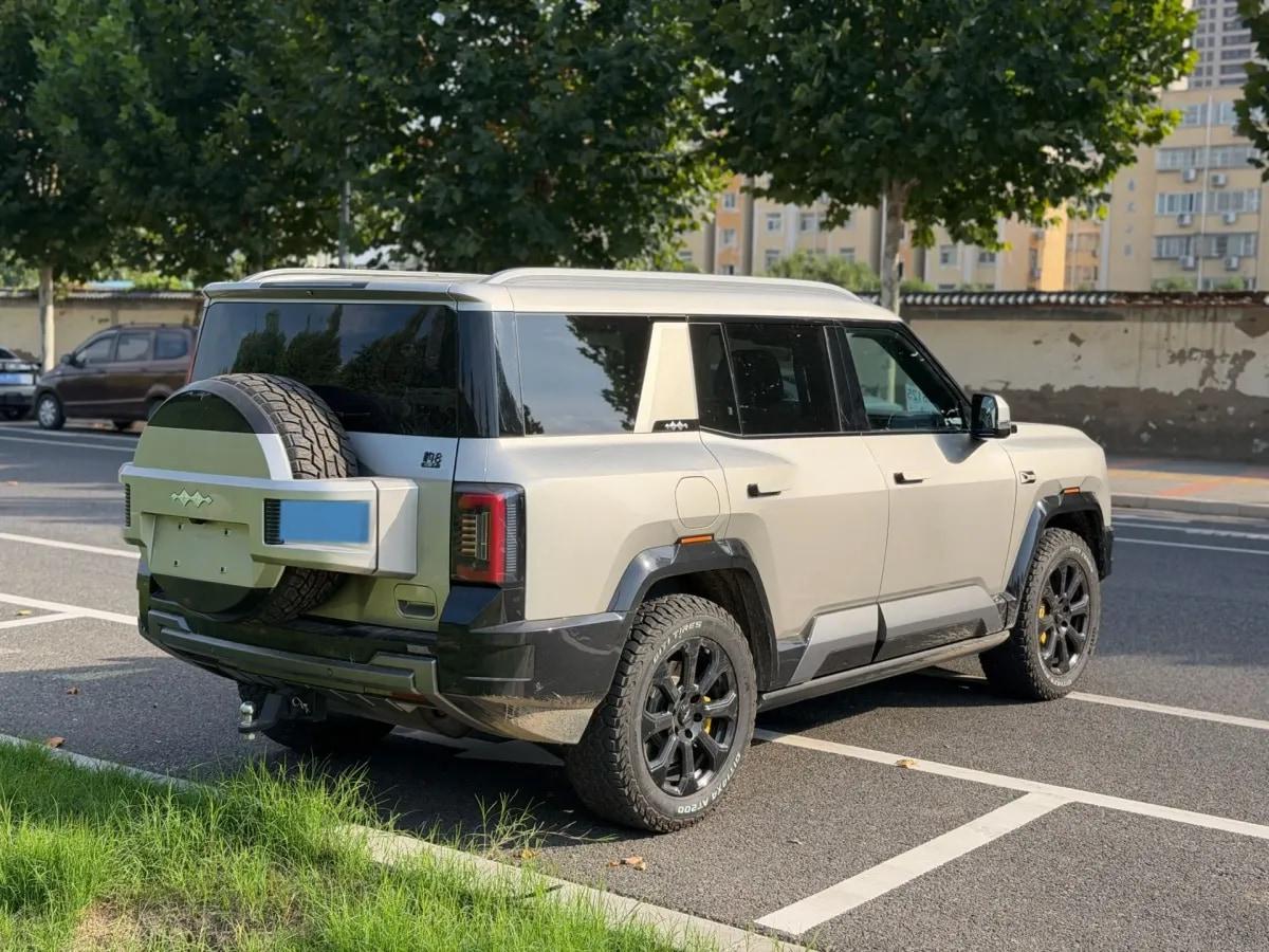 2025 Fang Cheng Bao Bao 8 2.0T 245HP L4 E-CVT PHEV 36.8KWH image 7