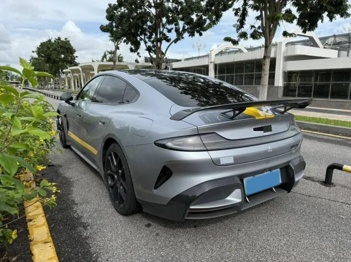 2025 Xiaomi SU7 Ultra BEV 93.7KWH image 7