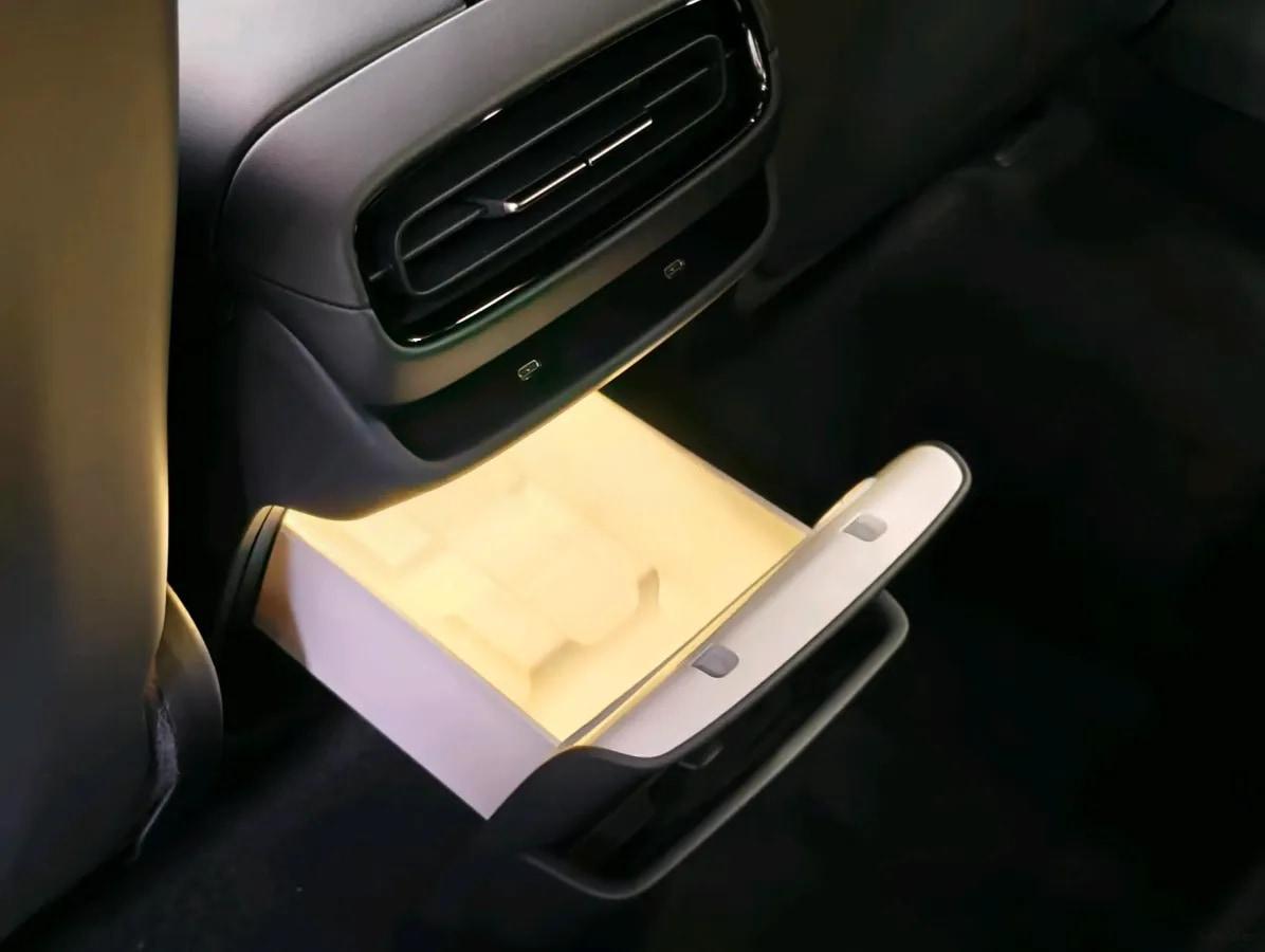 2024 Xiaomi SU7 BEV 94.3KWH image 7