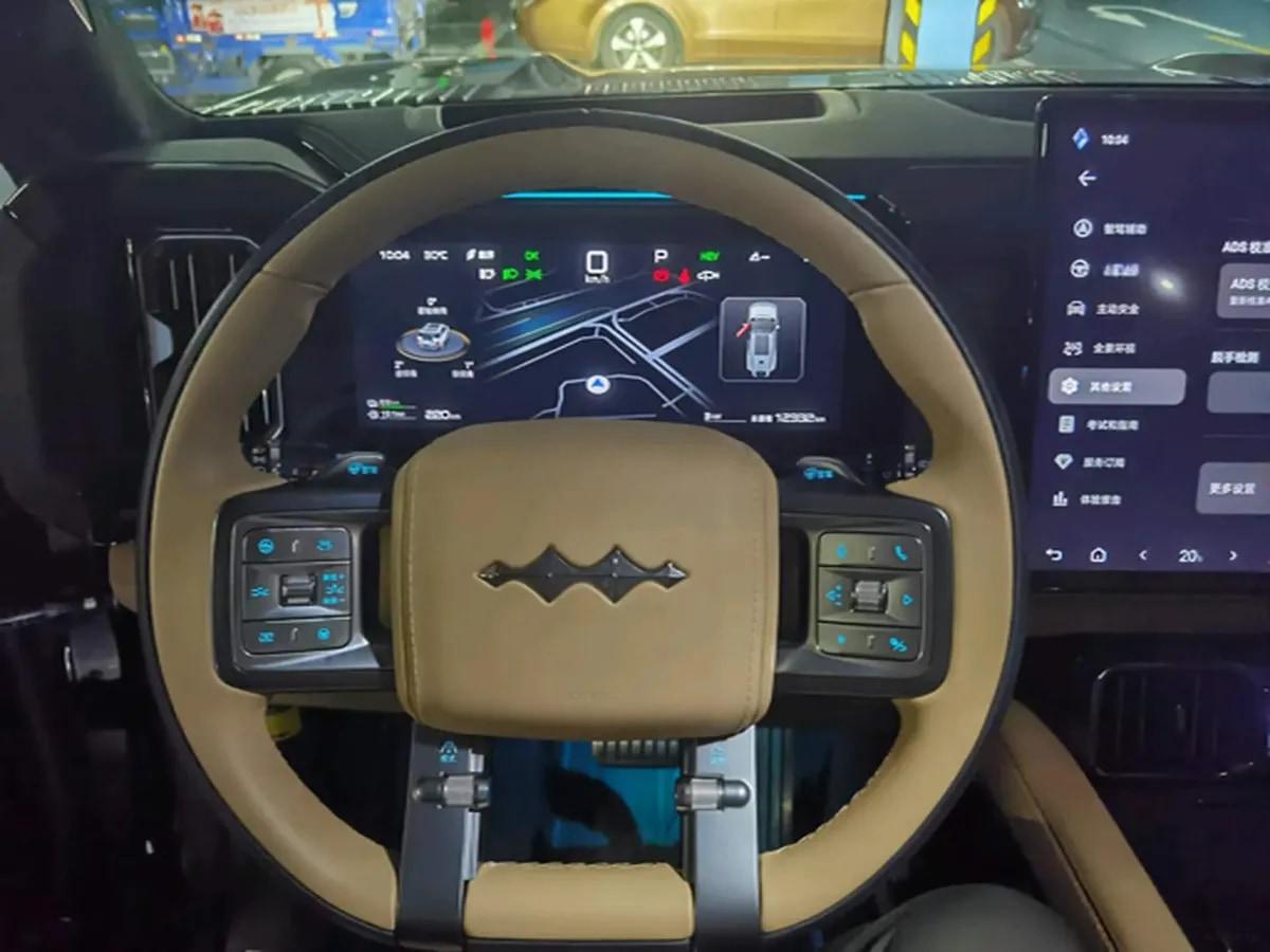 2025 Fang Cheng Bao Bao 8 2.0T 245HP L4 E-CVT PHEV 36.8KWH image 7
