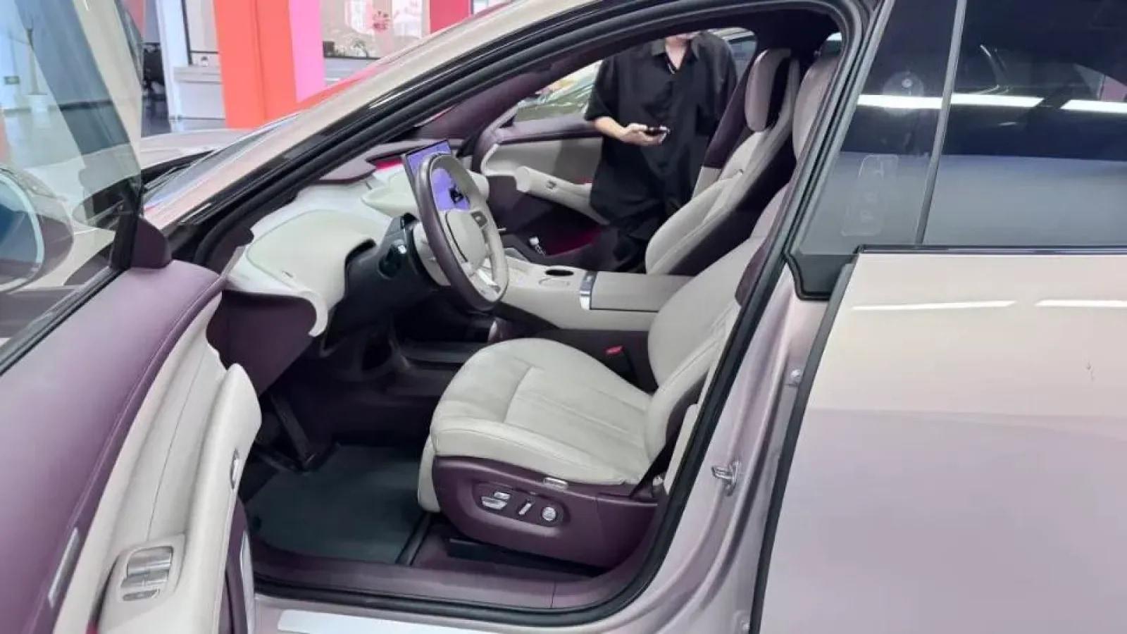 2025 Xiaomi YU7 BEV 101.7KWH image 7