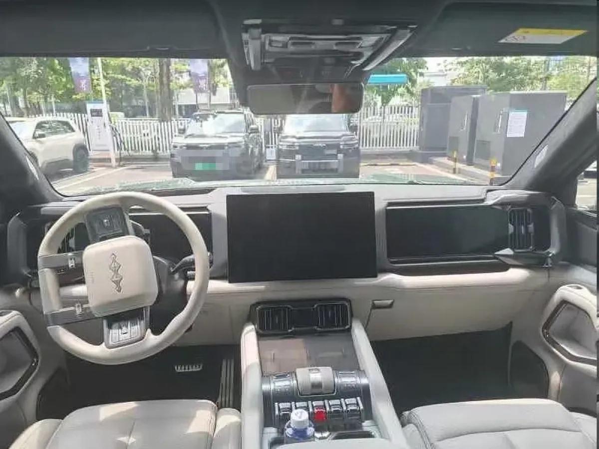 2025 FangChengBao Bao 8 2.0T 245HP L4 E-CVT PHEV 36.8KWH image 7