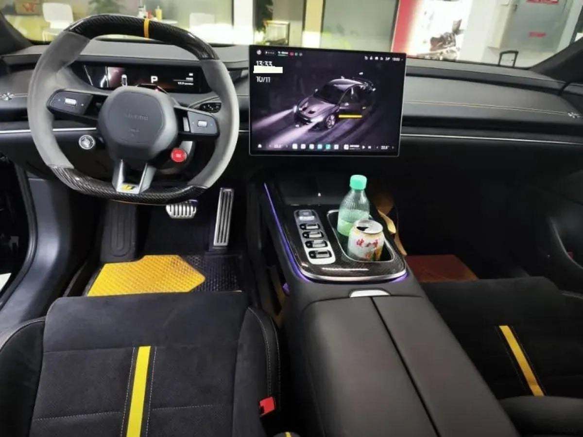 2025 Xiaomi SU7 Ultra BEV 93.7KWH 630km image 7