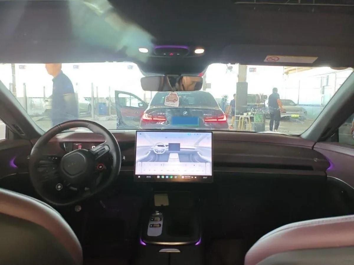 2024 Xiaomi SU7 BEV 73.6KWH image 7