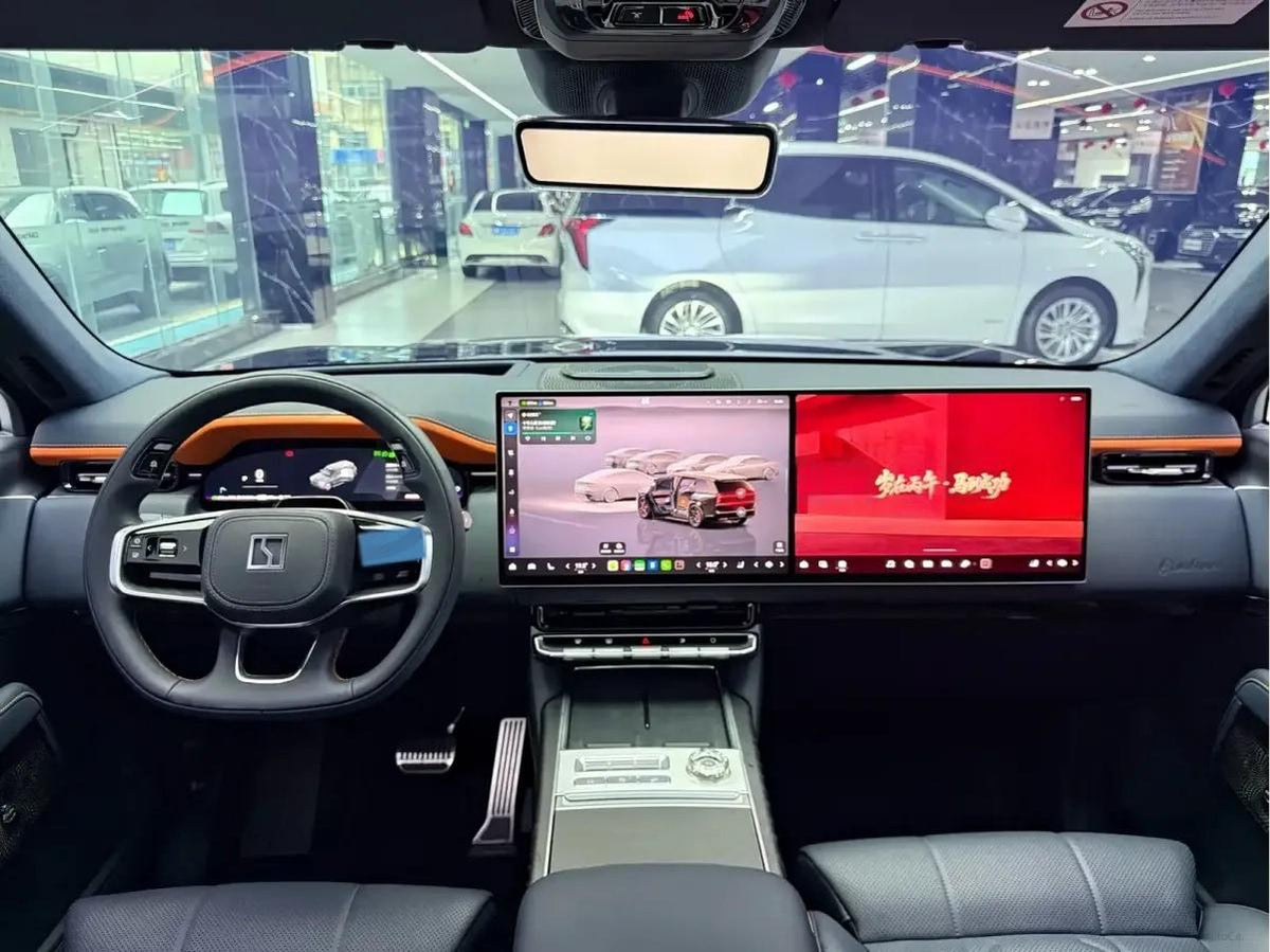 2025 Zeekr 9X 2.0T 279HP L4 1DHT PHEV image 7