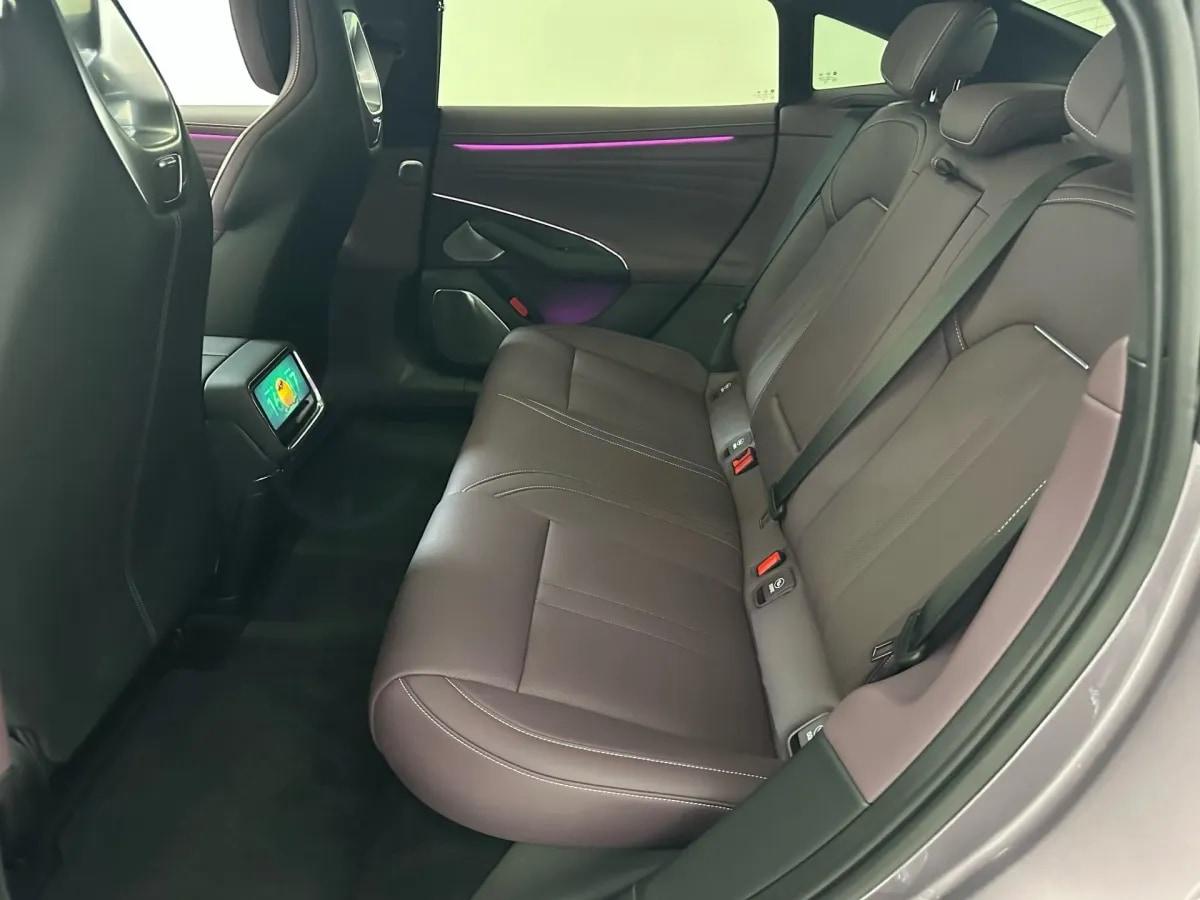 2026 Xiaomi SU7 BEV image 7