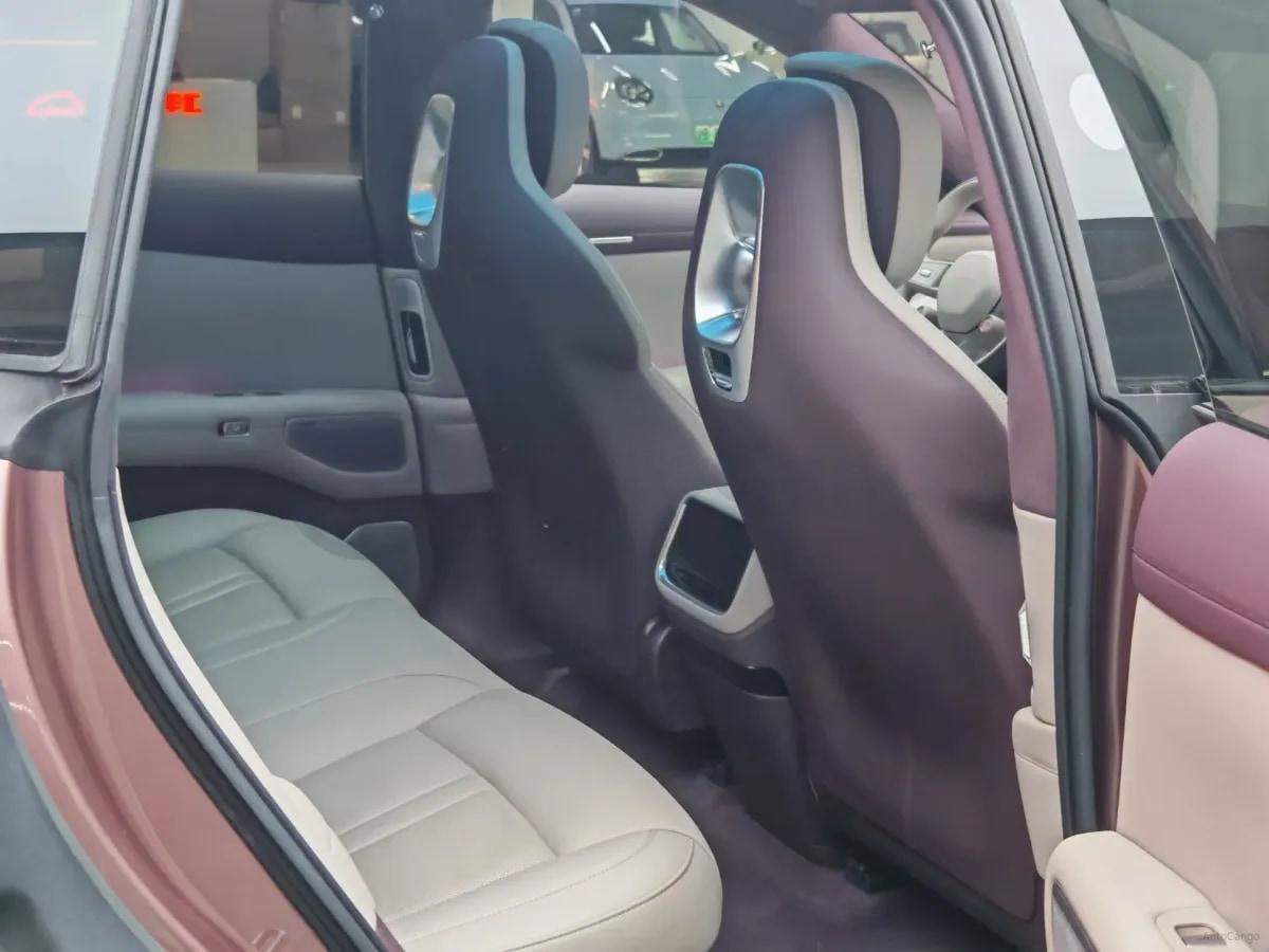 2025 Xiaomi YU7 BEV 101.7KWH image 7