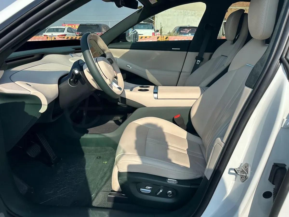2025 Xiaomi YU7 BEV 101.7KWH image 7