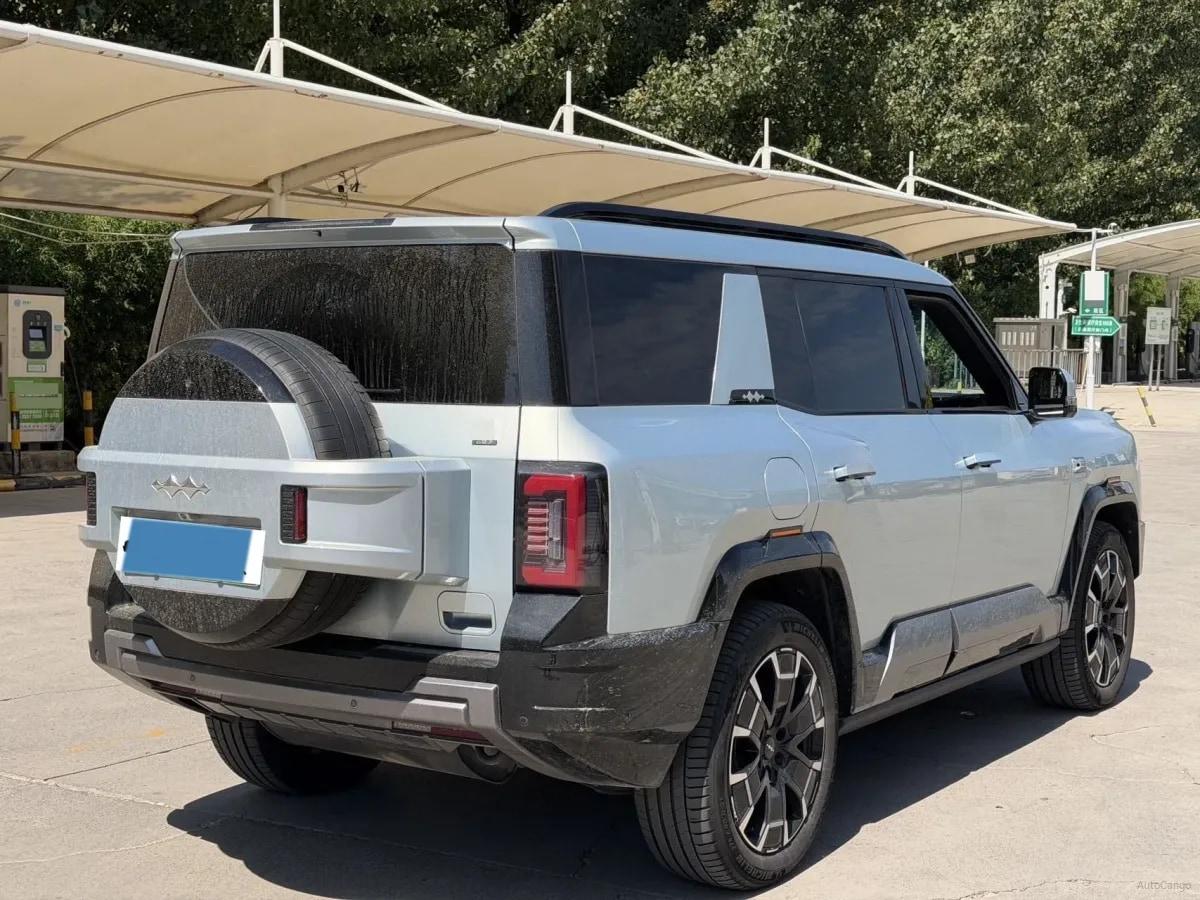 2025 FangChengBao Bao 8 2.0T 245HP L4 E-CVT PHEV 36.8KWH image 7