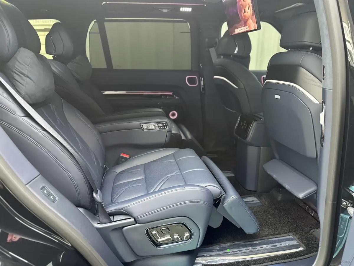 2025 Zeekr 9X 2.0T 279HP L4 1DHT PHEV 70KWH 355km image 7