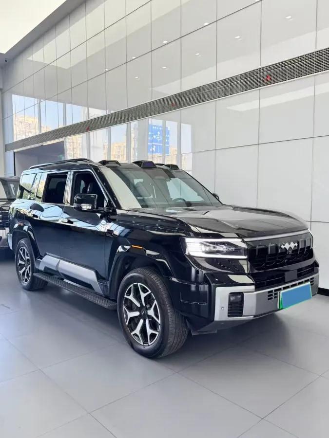 2025 Fang Cheng Bao Bao 8 2.0T 245HP L4 E-CVT PHEV 36.8KWH image 7
