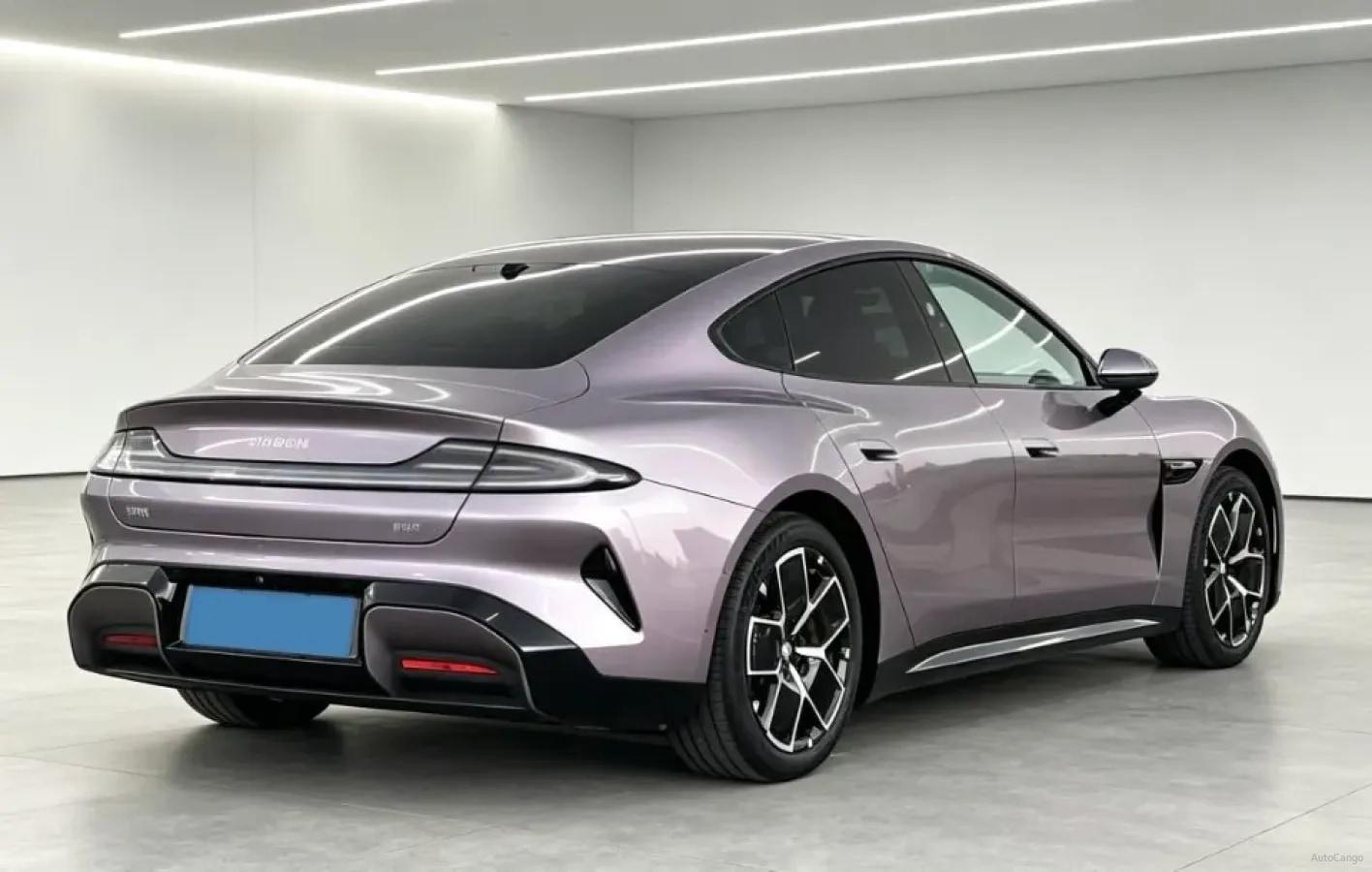 2024 Xiaomi SU7 BEV 73.6KWH 700km image 7
