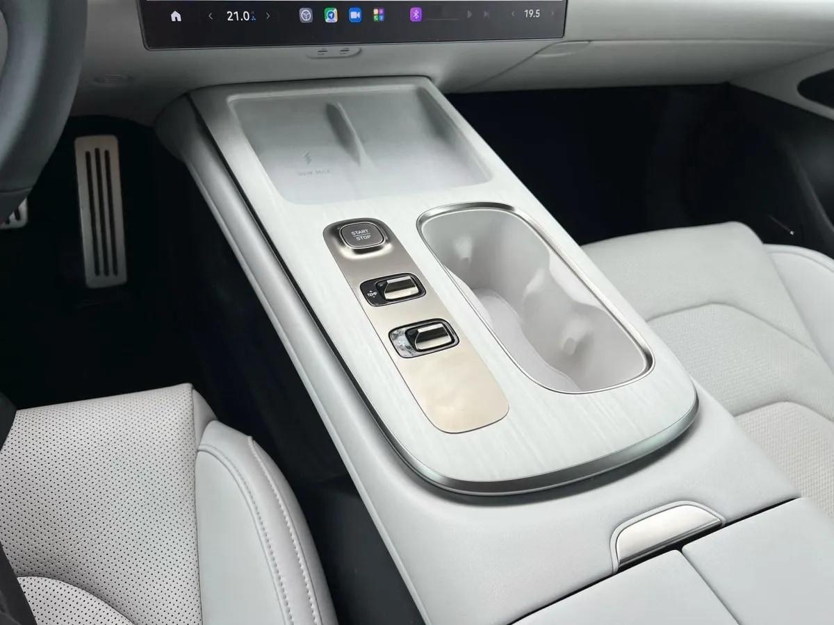2024 Xiaomi SU7 BEV 73.6KWH 700km image 7