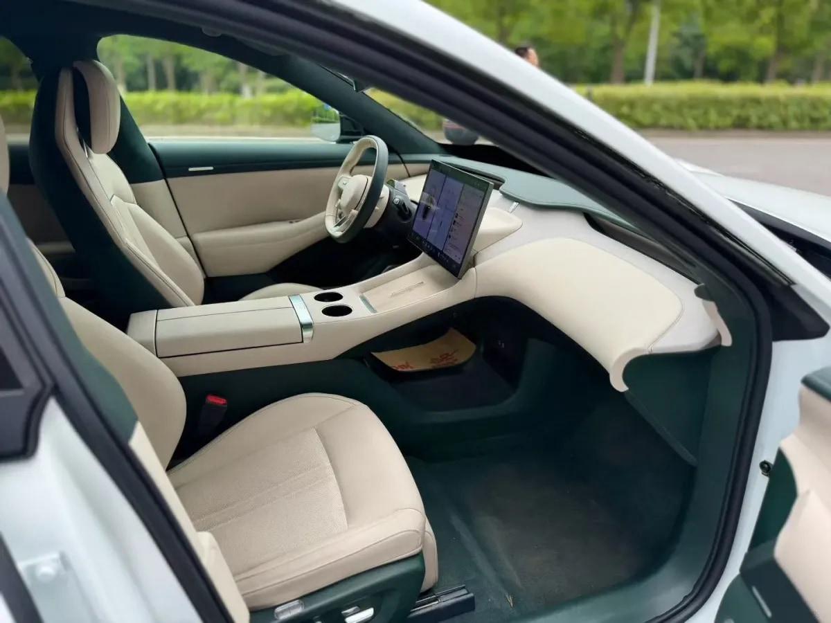 2025 Xiaomi YU7 BEV 101.7KWH image 7
