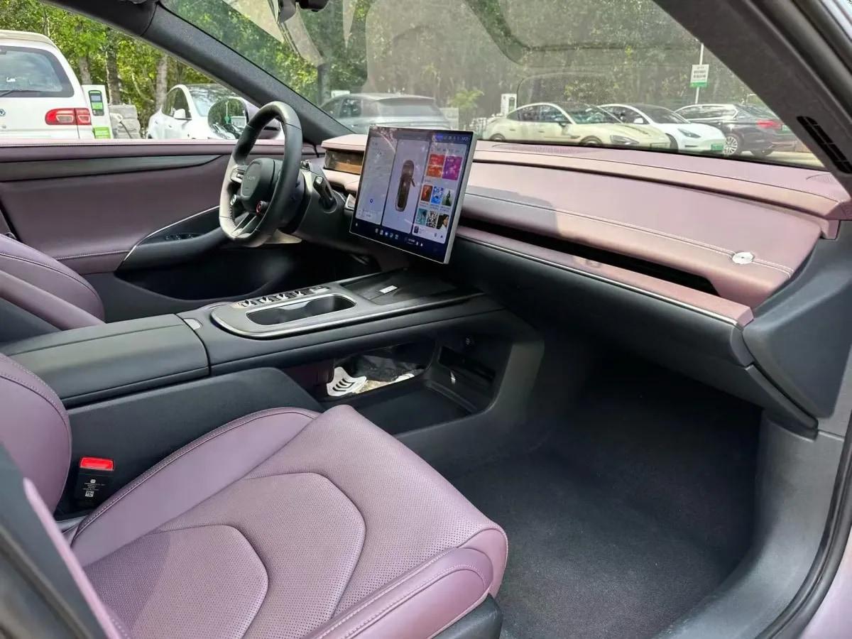 2024 Xiaomi SU7 BEV 94.3KWH image 7
