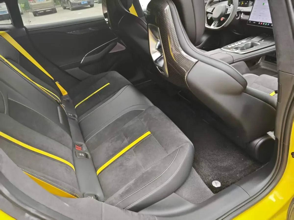 2025 Xiaomi SU7 Ultra BEV 93.7KWH 630km image 7