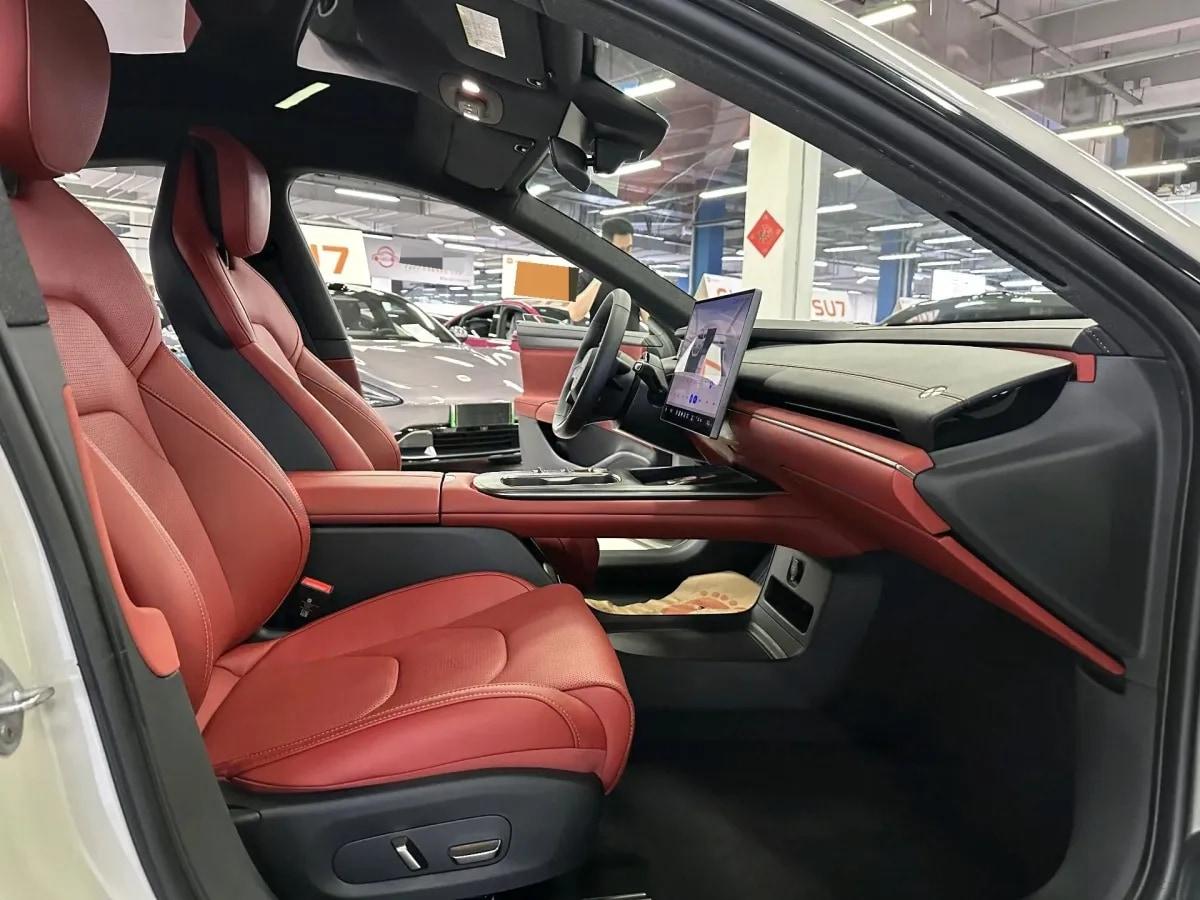 2024 Xiaomi SU7 BEV 73.6KWH image 7